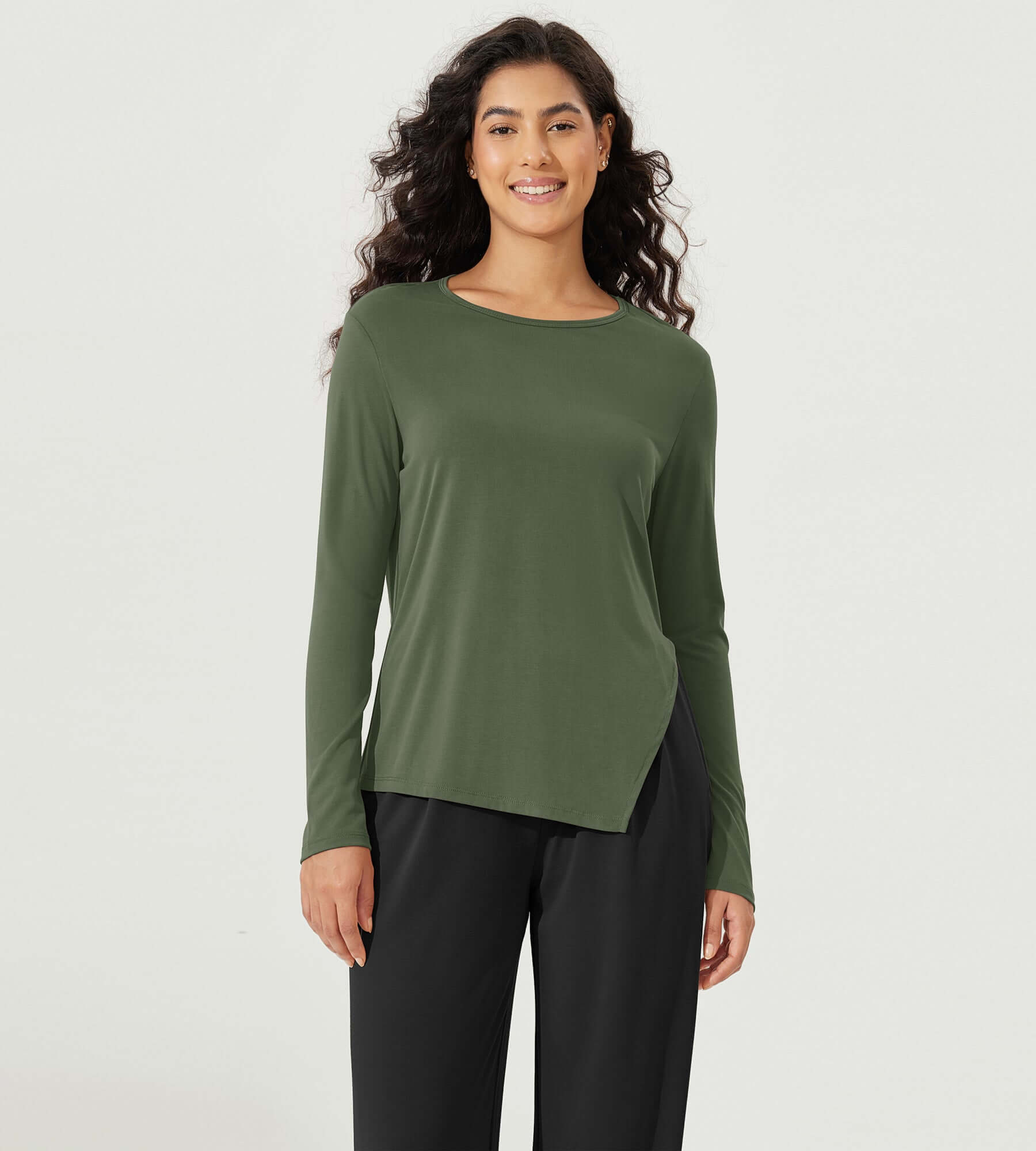 Split Hem Long Sleeve Athletic Gym Workout Tee Army Green - ododos