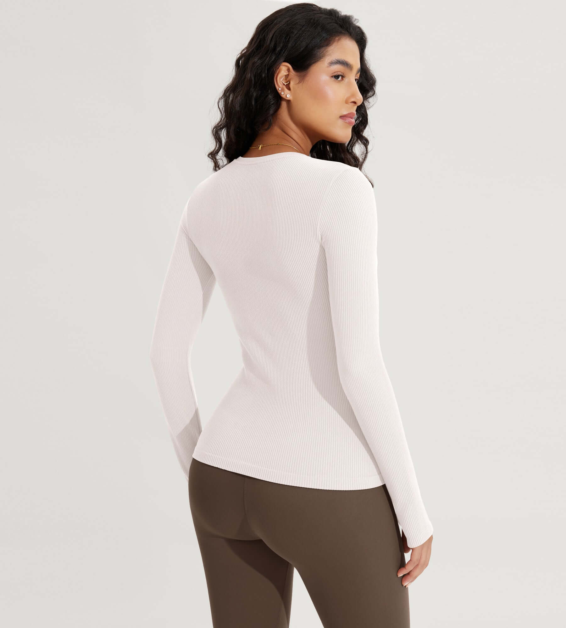 Seamless Long Sleeve Workout Yoga Shirts with Thumb Hole - ododos