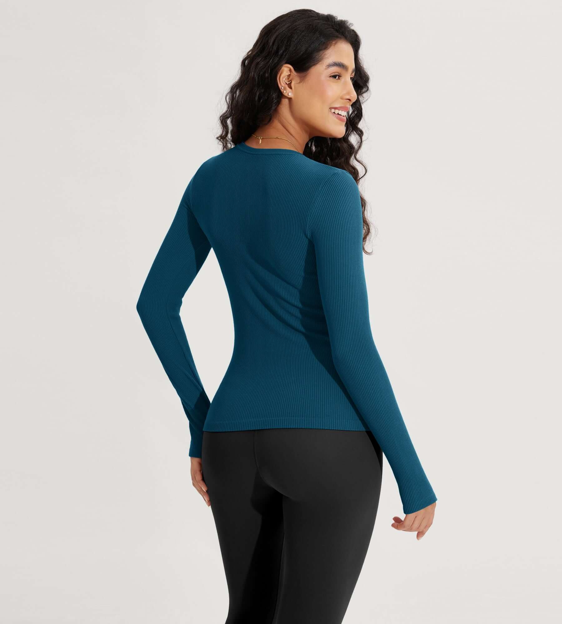 Seamless Long Sleeve Workout Yoga Shirts with Thumb Hole - ododos