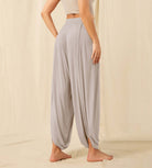 Women's Wide Leg Loose Draped Harem Pants with Pockets - ododos