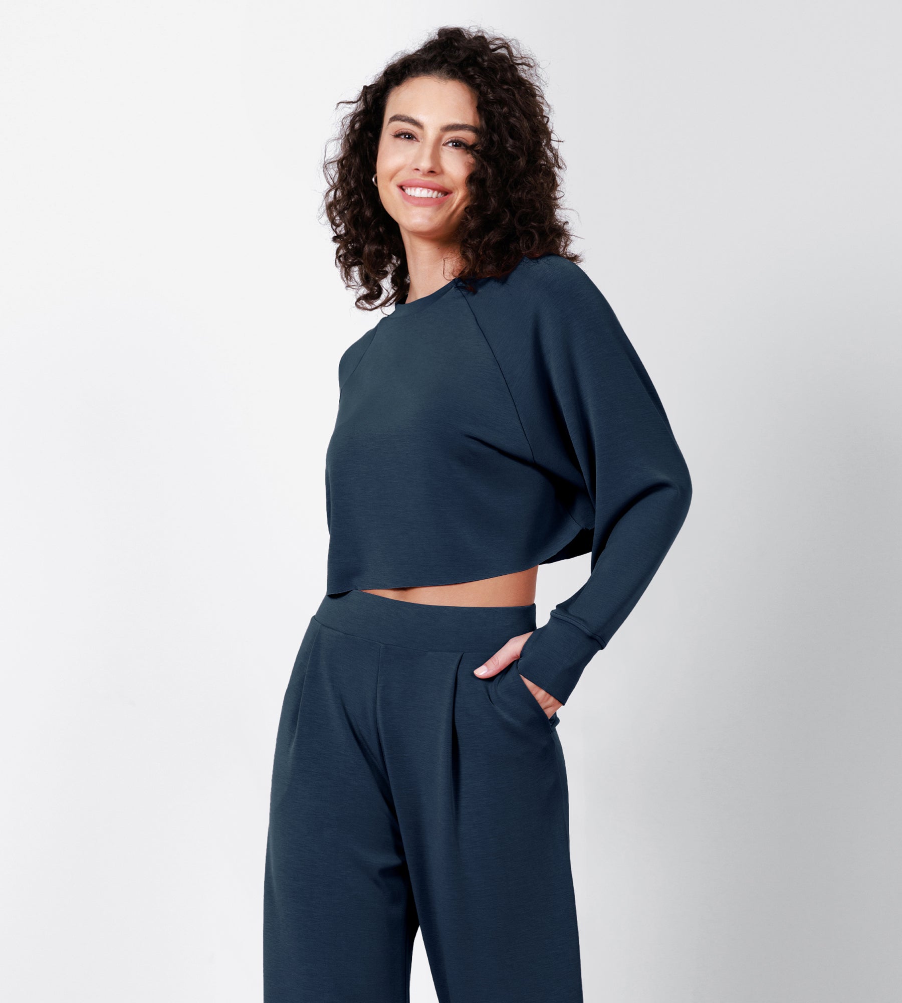 Modal Soft Long Sleeve Cropped Sweatshirts with Thumb Hole - ododos
