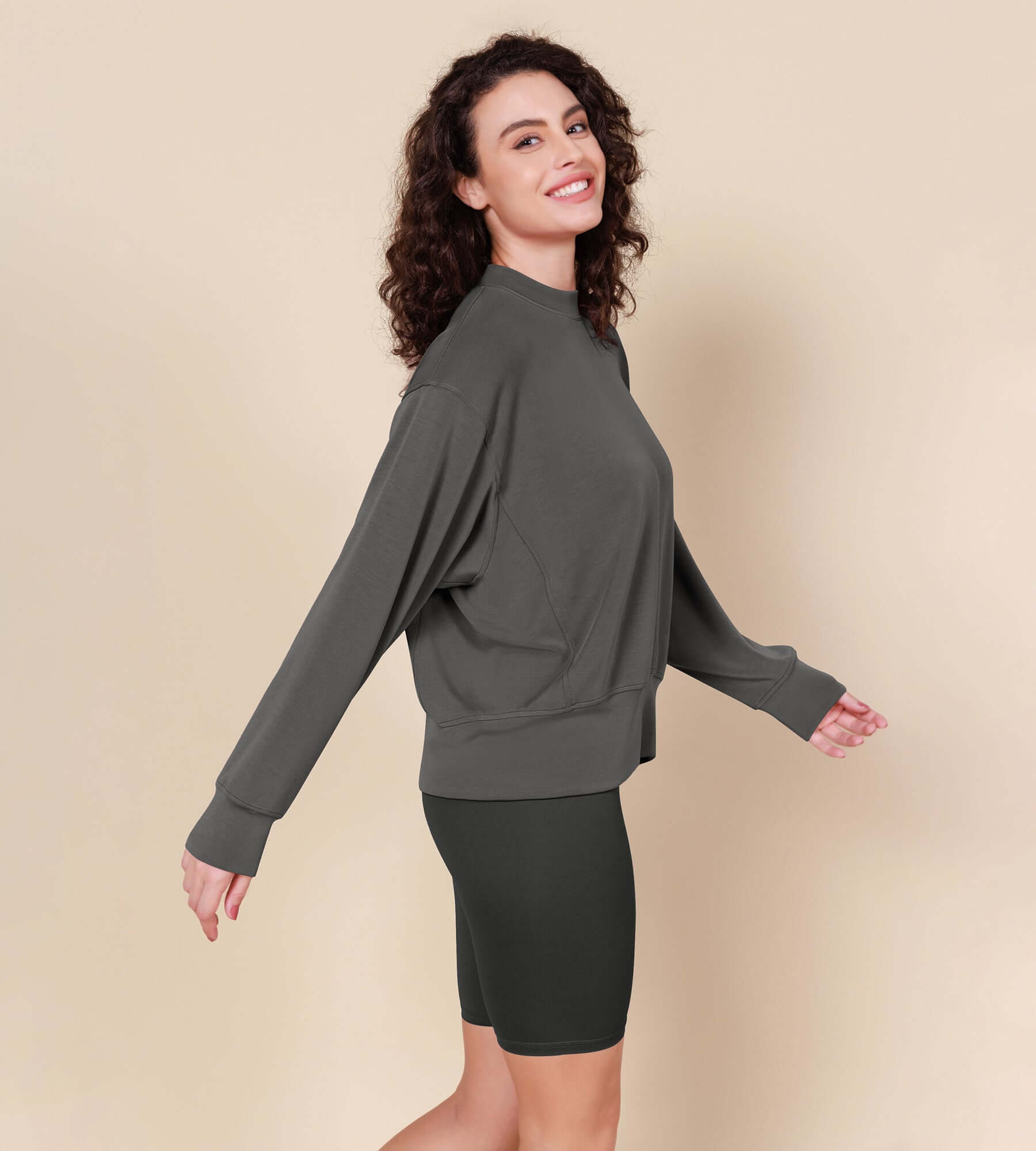 Oversized long sleeve sweatshirt sale