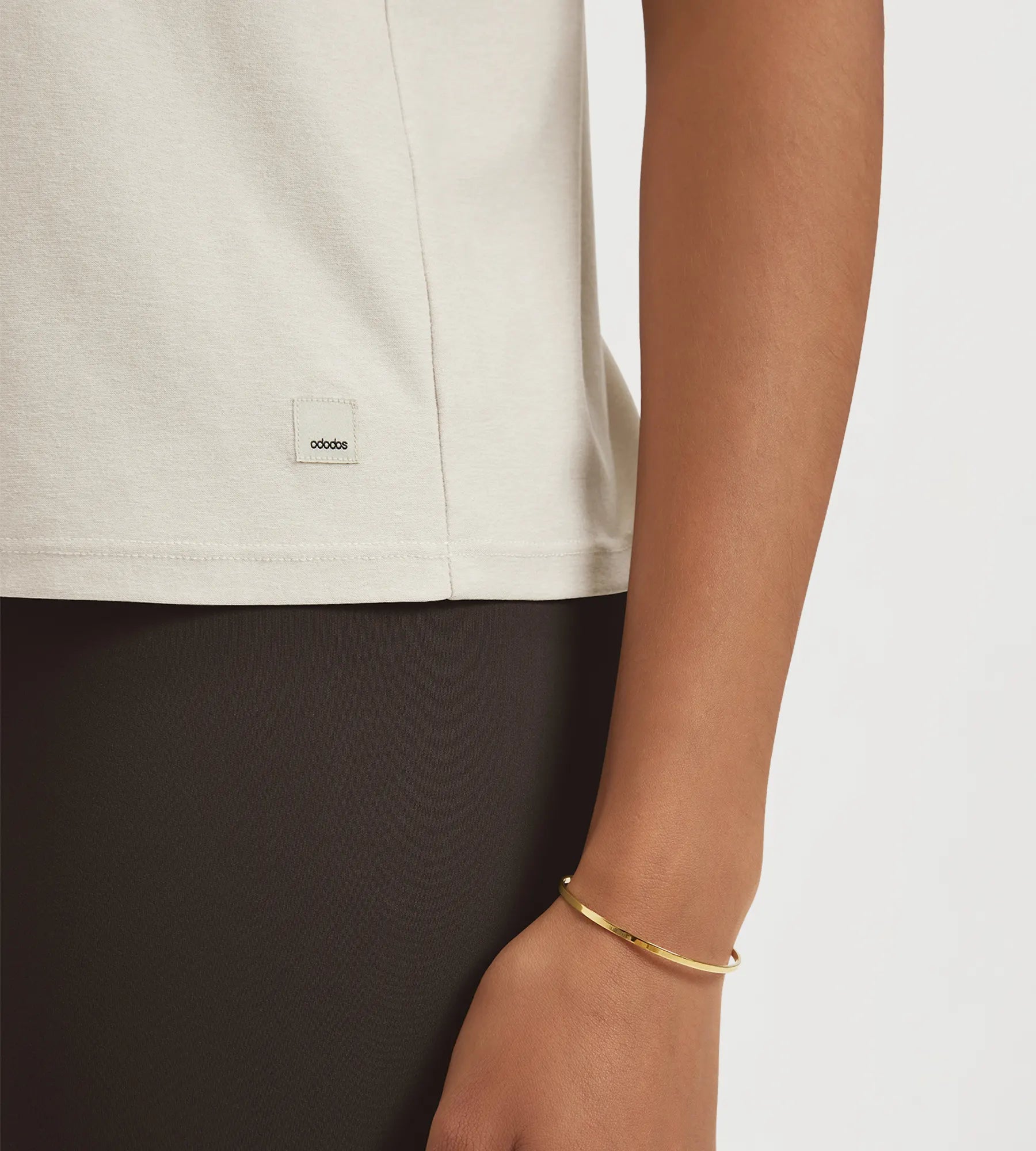 ODODOS Stratum Women's performance tank showcasing soft fabric and athletic fit.