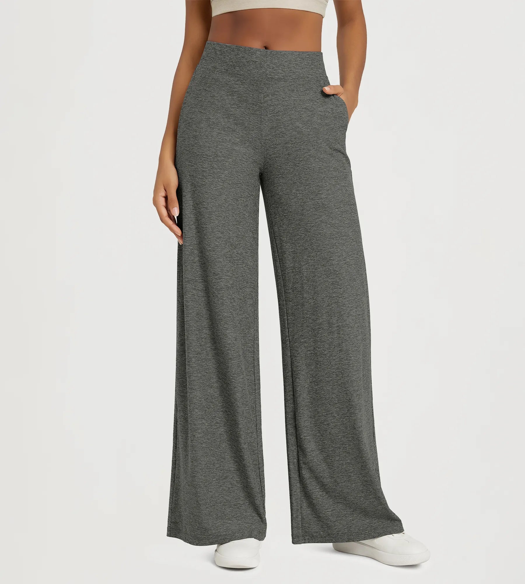 29 inches Stratum Smoke Heather wide-leg pants worn by a woman on a white background.